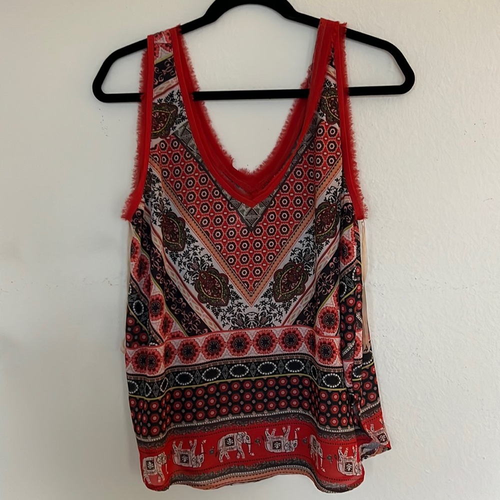 Multi-colored patterned tank top. Great condition. Medium